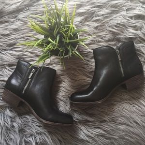 NWT Lucky brand booties sz.8